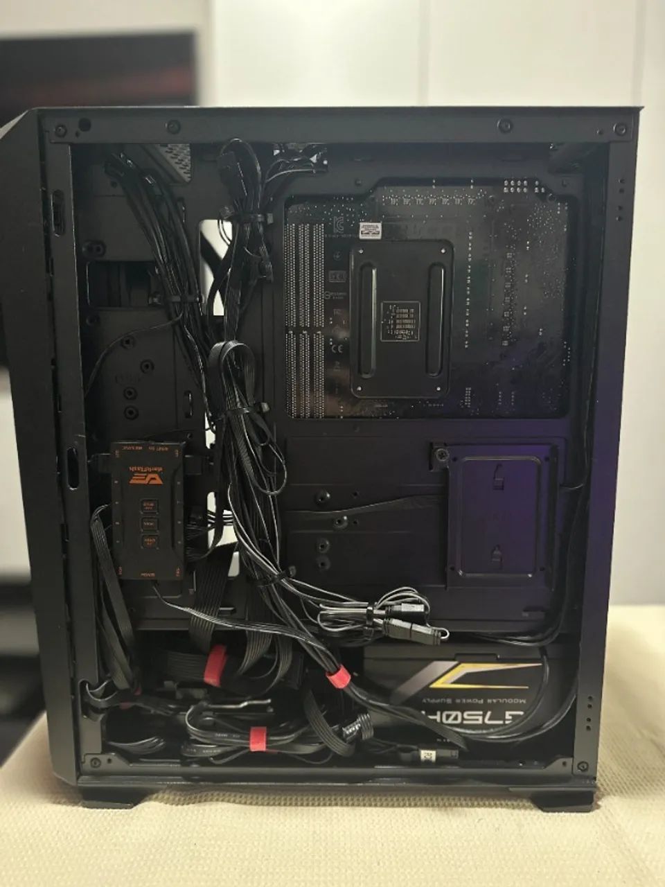 PC Gamer - Ryzen 7 5800X + RTX 3060 Ti 8GB + 32GB RAM