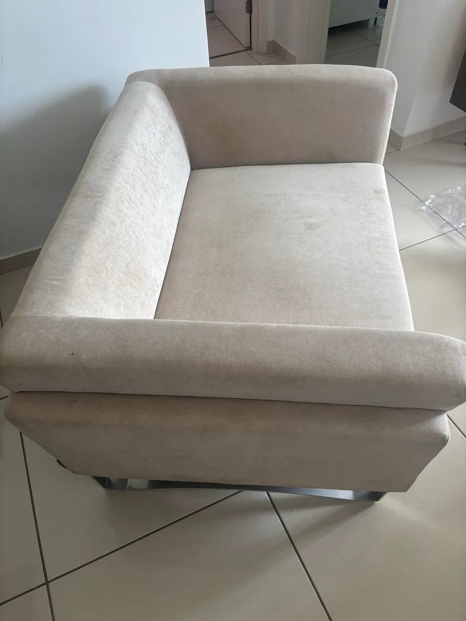 Poltrona Jacaúna 1,22 de largura 