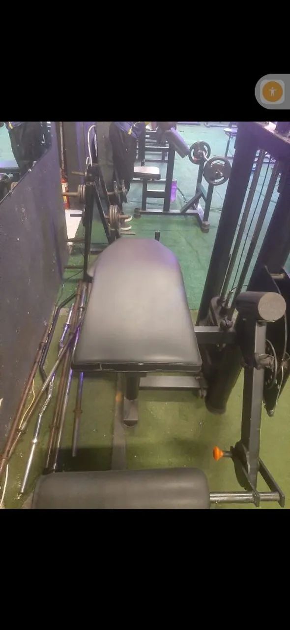 Vende-se academia completa com 30 aparelhos em sp! Aceito veículo . - Foto 5