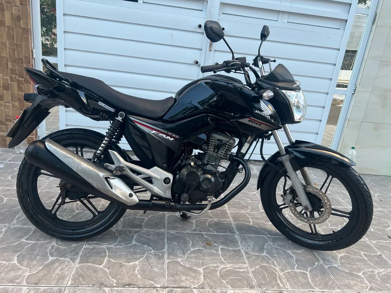 Vendo ótima moto CG160  - Foto 3