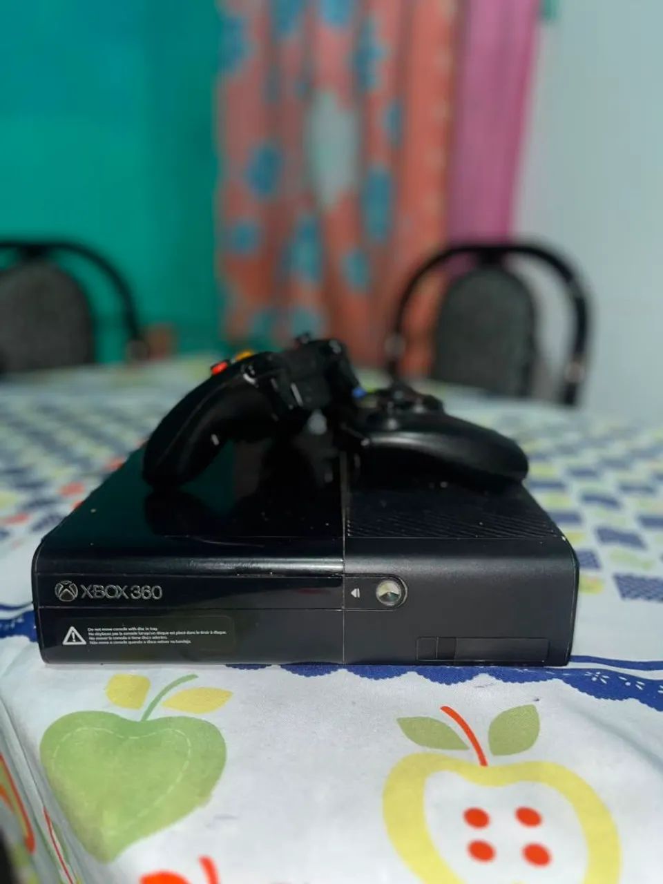 Xbox super silm 360 com dois controles  - Foto 3