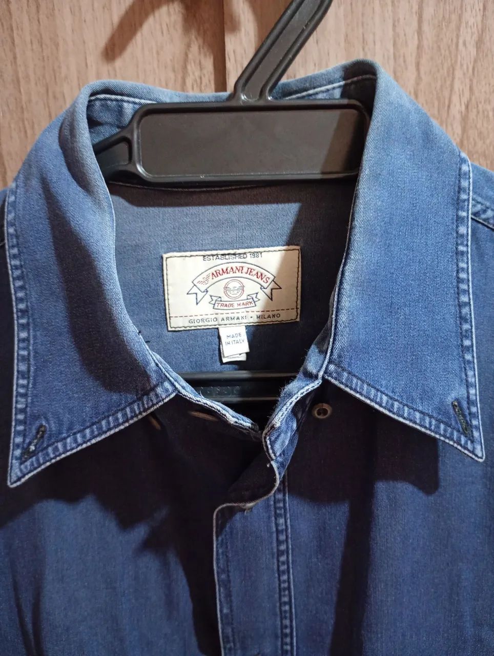 Camisa ARMANI Tam. L bem conservada!