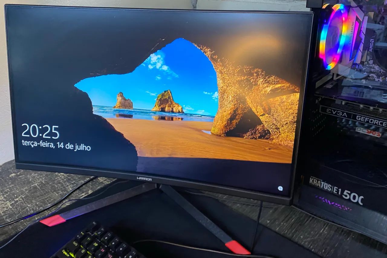 Monitor Warrior UltraWide 24? 120Hz/144Hz