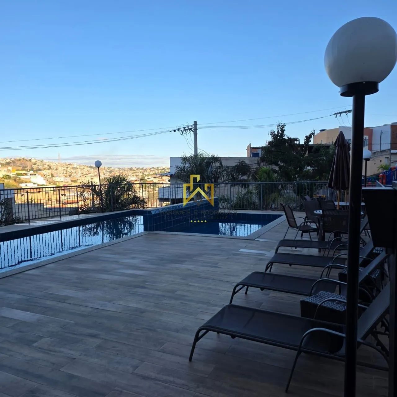 Apartamento disponivel para locação em prédio com elevador!