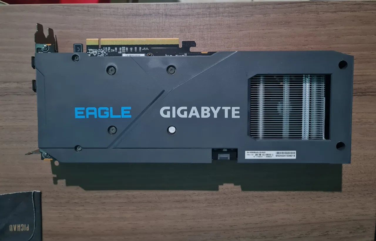RX 6600 Gigabyte Eagle  - Foto 2