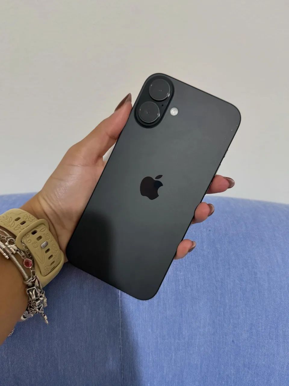 iPhone 16 plus 