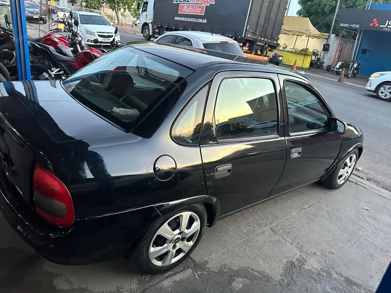 Chevrolet Corsa Corsa Sedan 1.0 MPFI 8V 71cv 4p 2003