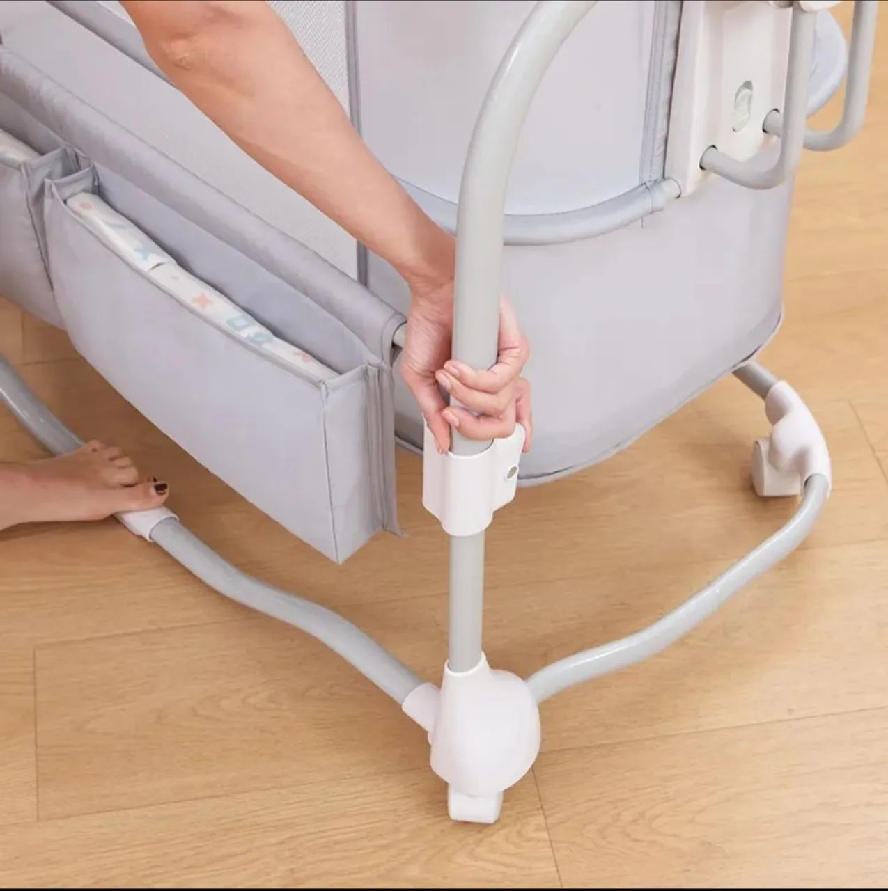 Berço Bluetooth Balanço Automático Duas Alturas Estampado Cinza - Foto 4