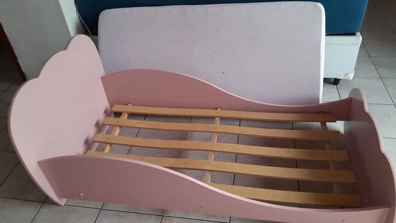 Cama infantil com colchão  - Foto 4