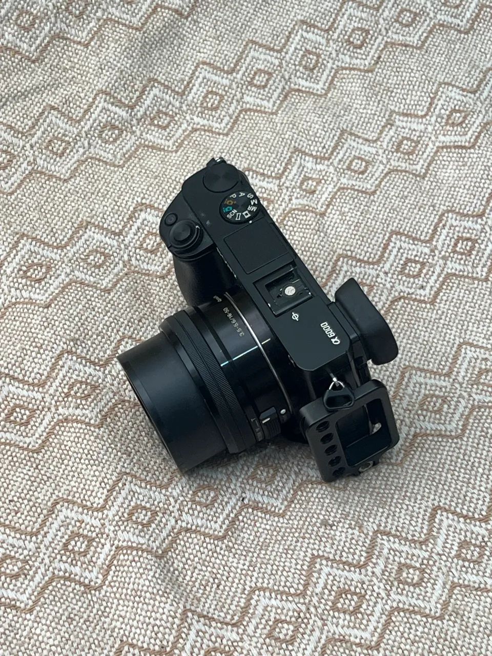 Câmera Sony A6000 com lente kit - Foto 5