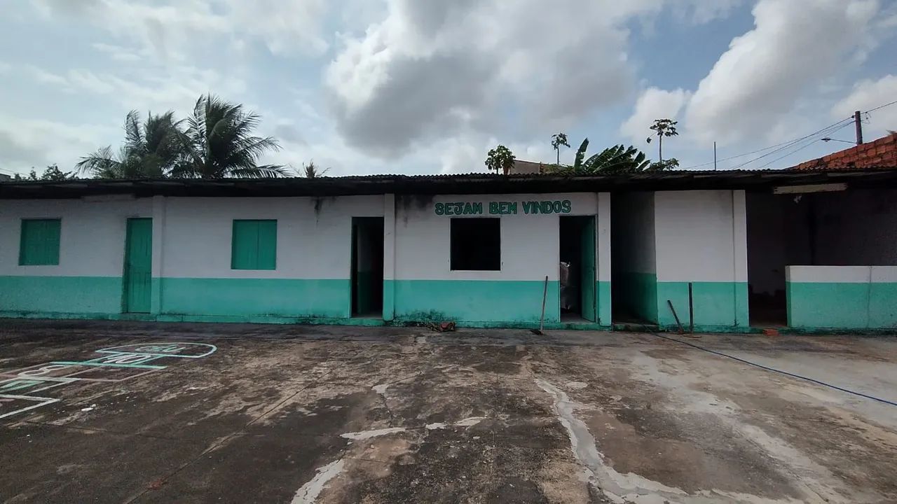 Vendendo Predio