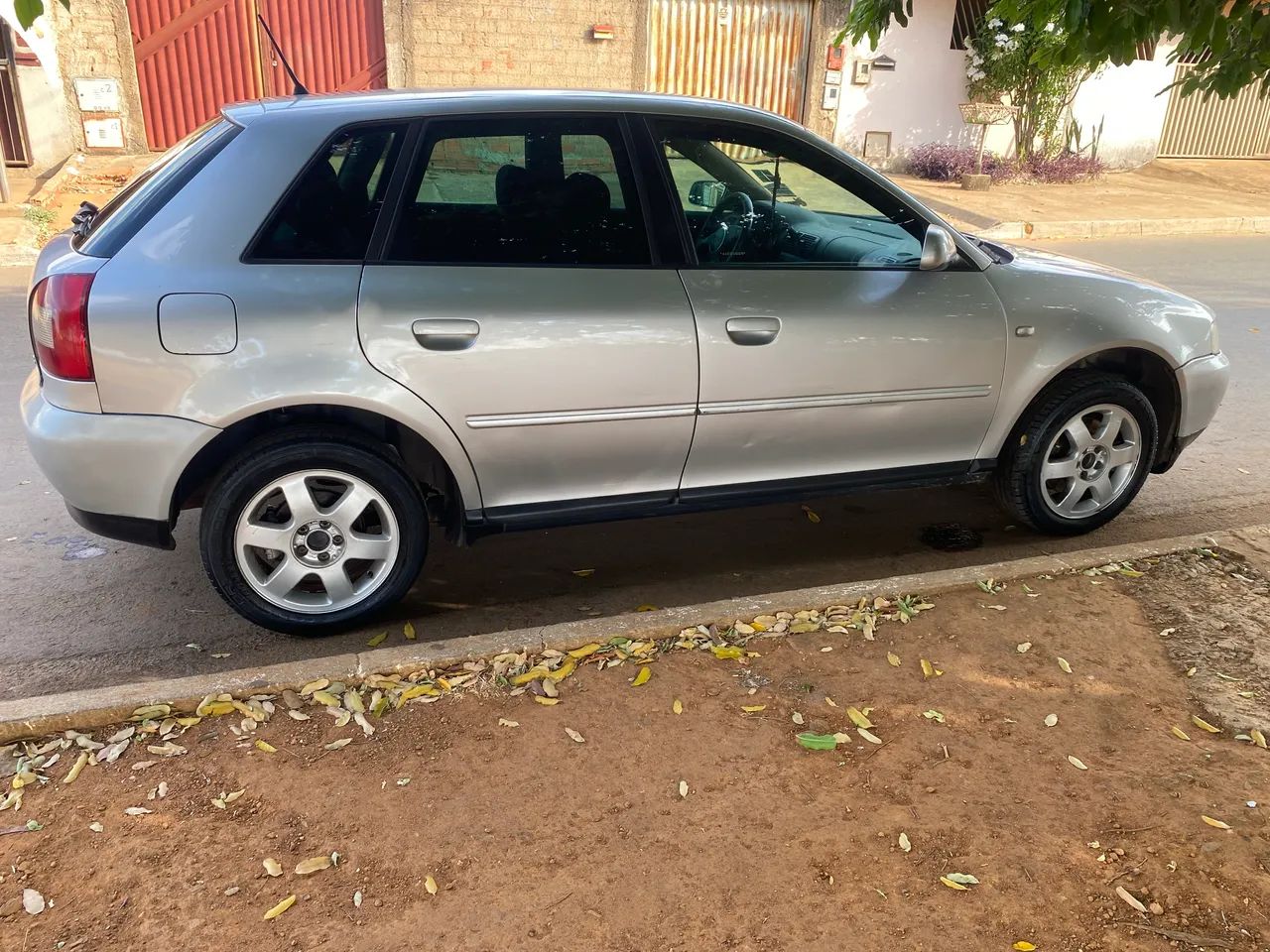 Audi A3 1.8 5P Mec. 2004 - Foto 3