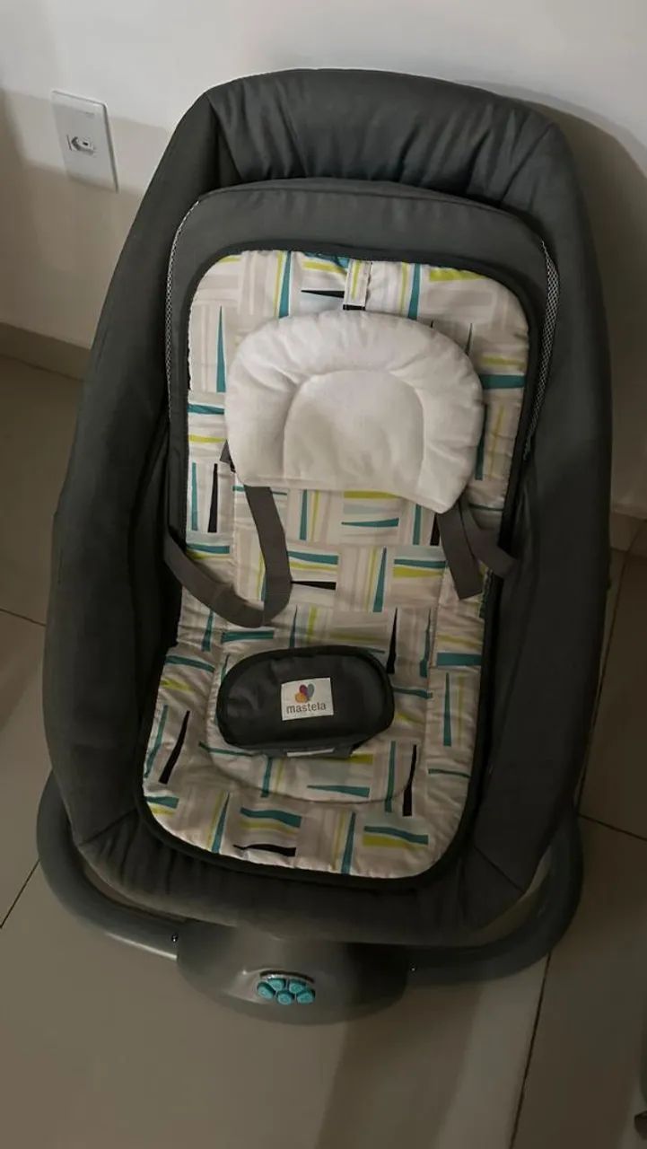Cadeira de Balanço Automática de Bebê da Mastela