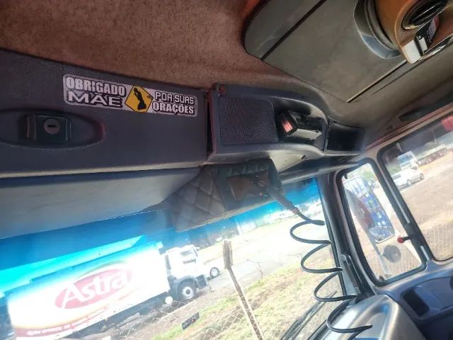 MB 1318 SIDER  2004 - Foto 3