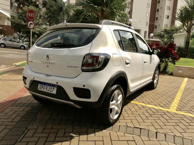 Sandero Stepway 2019 com 11 Mil km OPORTUNIDADE - Foto 3