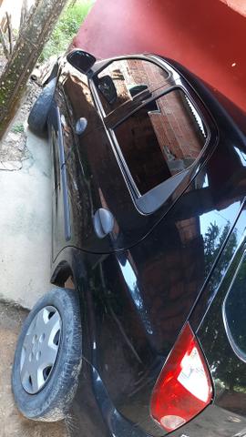 Vendo ou troco por carro já financiado pra mim assumir