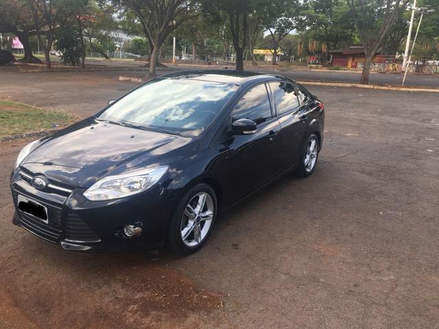 Ford Focus SE Sedã 2.0 Powershift - Muito Conservado - Foto 3