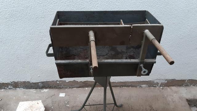 Vendo uma churrasqueira - Foto 2