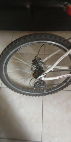 Bicicleta aro 26 - Foto 4