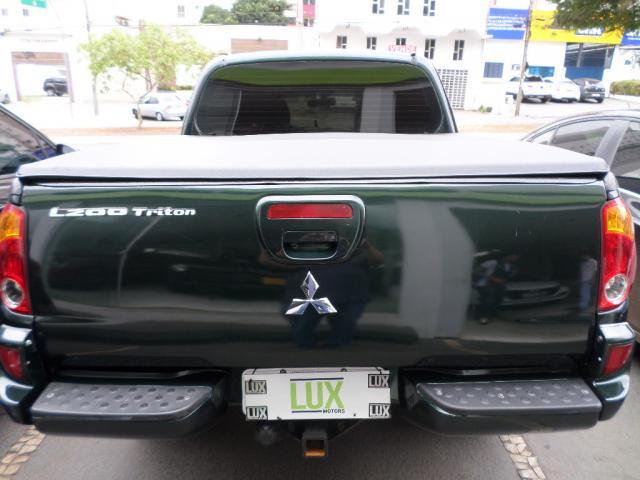 MITSUBISHI L200 TRITON 2009/2009 3.2 HPE 4X4 CD 16V TURBO INTERCOOLER DIESEL 4P AUTOMÁTIC - Foto 2