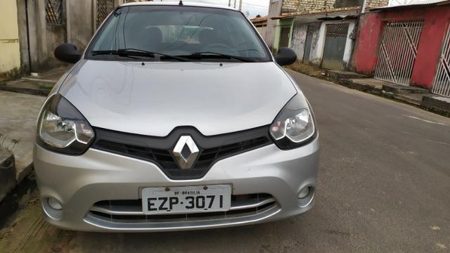 Vendo Renault Clio 1.0 flex 4 portas em perfeito estado, segundo dono! - Foto 8