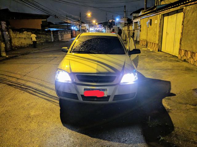 Astra Elite Sedan em BOM estado!! - Foto 2