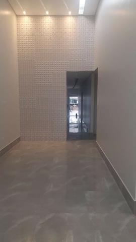 Moderna!! 04 suítes, lote de 500m², IPTU desmembrado - Foto 3