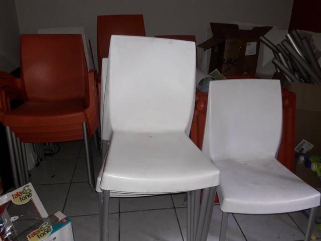 Vendo mesas e cadeiras