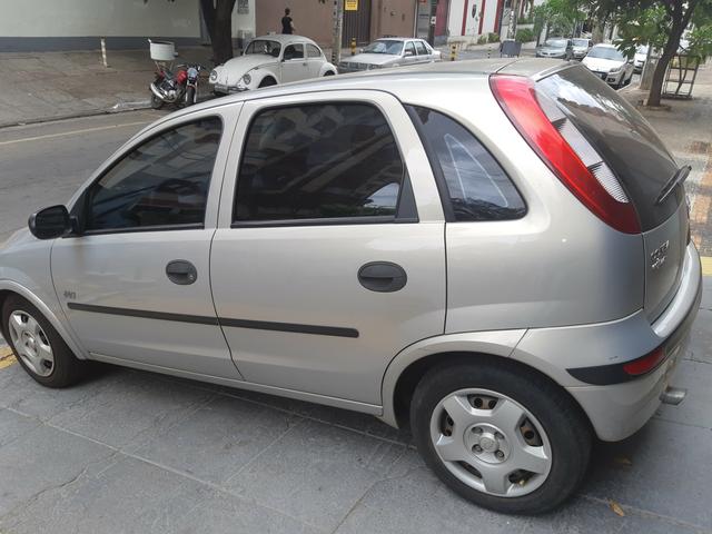 Chevrolet Corsa Hatch Joy 2004/2005, cor Bege Nevada
