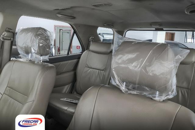 Hilux SW4 SRV 3.0 T.D.I 4x4 Aut - Foto 14