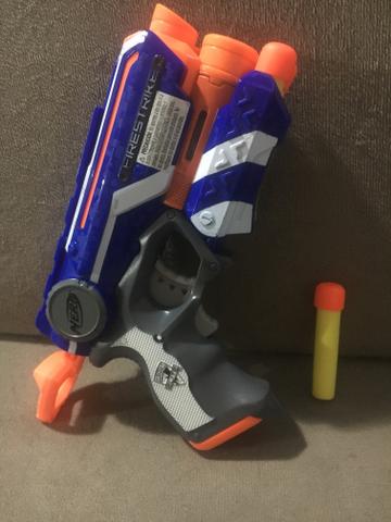 Nerf com laser e dardos