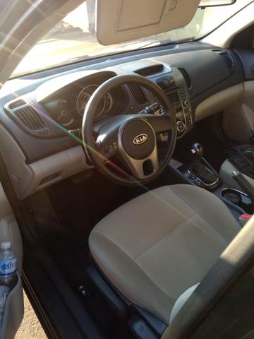 Kia cerato 2011 - Foto 5