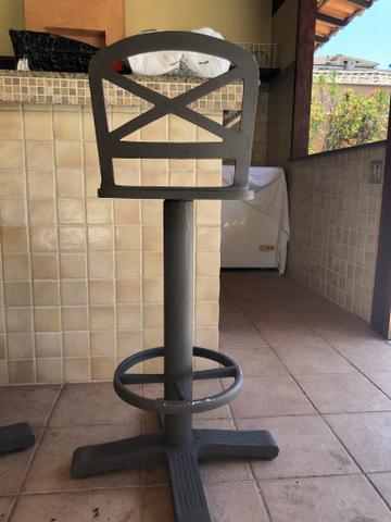4 Banquetas giratórias em alumínio pintado - Foto 4