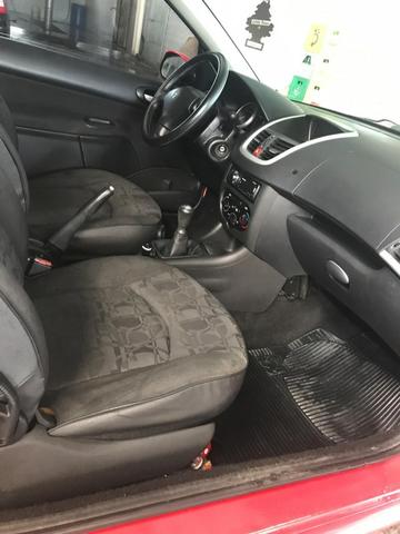 Peugeot 2011 - Completo