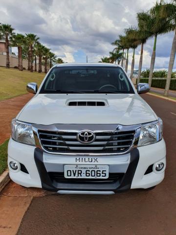 Hilux STD 3.0 Diesel 4X4 manual 2014/14