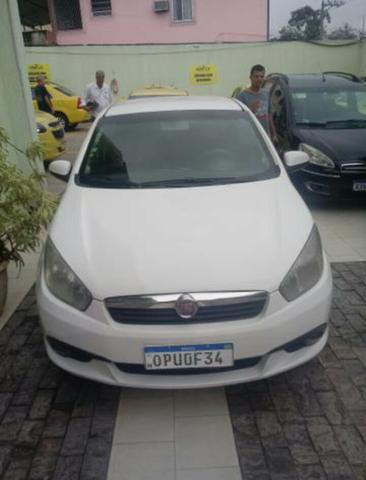 Grand Siena 1.4 ex táxi bom pra Uber 99 saia já do aluguel