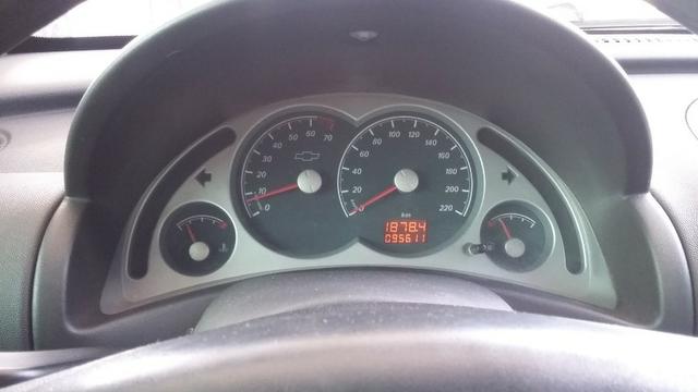 Corsa Sedan - 1.4 Premium - 2010/2011 - Foto 4
