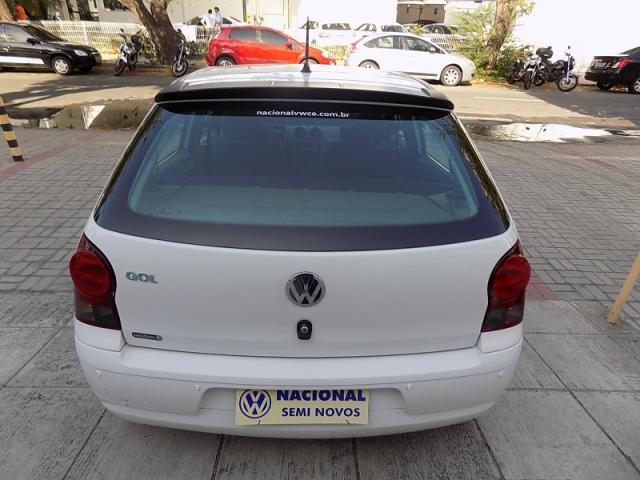 VOLKSWAGEN GOL 1.0 MI 8V FLEX 4P 2013 - Foto 19