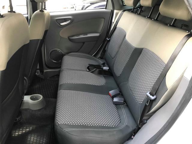 FIAT GRAND SIENA 2015/2016 1.6 MPI ESSENCE 16V FLEX 4P AUTOMATIZADO - Foto 4