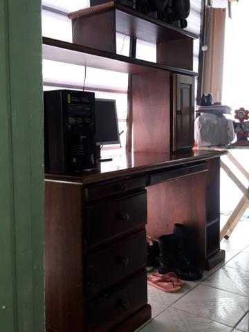 Vendo estante e mesa de computador são 2 e um - Foto 3