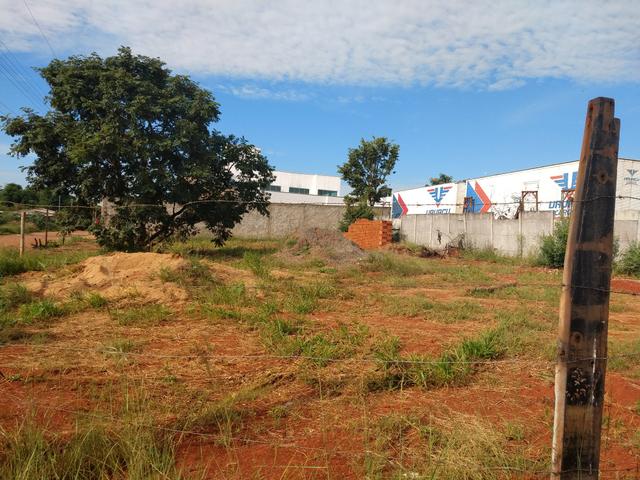 Lote comércial esquina ao lado do jd petrópolis rodovia dos romeiros saída para trindade - Foto 17