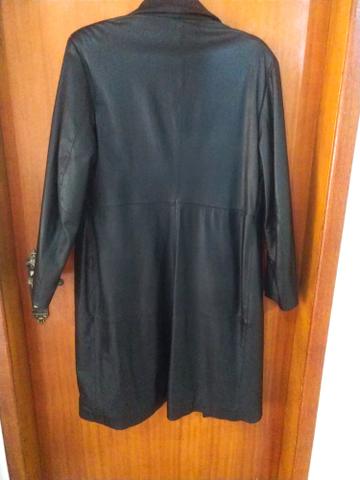 Sobretudo preto de couro legítimo veste 46 - Foto 2