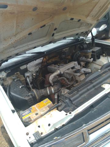 Vendo ou troco Silverado por S10 disel cabine simples - Foto 6