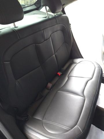 Onix 2016 completo carro impecável ! - Foto 11
