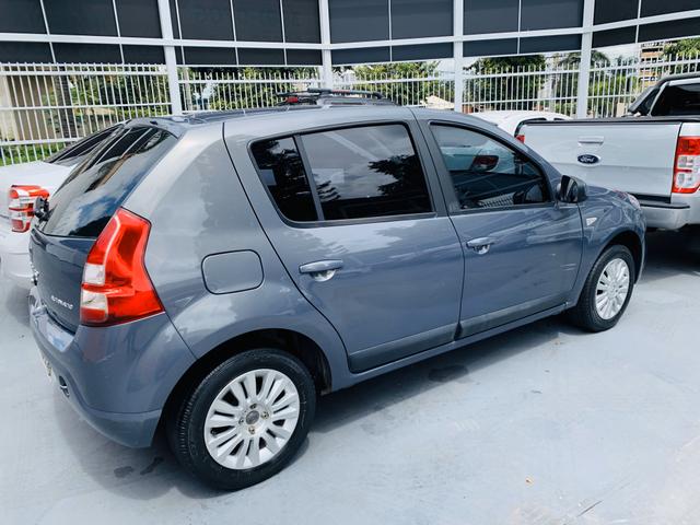 Sandero 1.6 automático completo - Foto 2