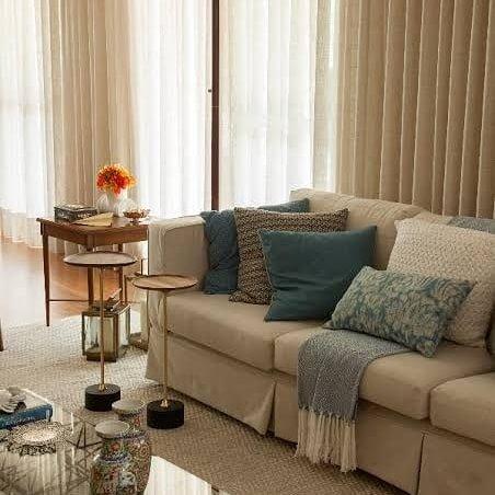 Sofa e Cortinas
