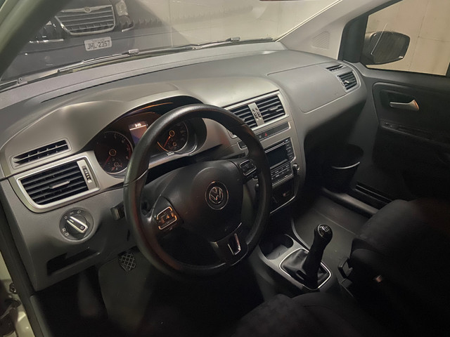 Volkswagen fox 2015 confortline 1.0 flex manual muito novo sem detalhes - Foto 13