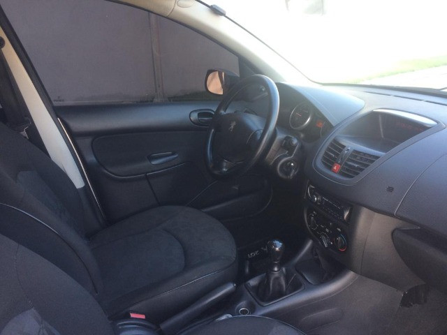 Peugeot 207 XR 1.4 - Foto 10