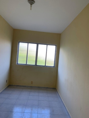 Apt na rua principal de Brotas - D.João VI - totalmente sem sol, super ventilado - Foto 11