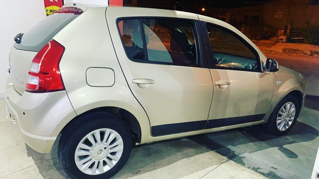RENAUT SANDERO